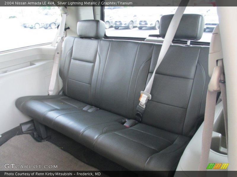 Silver Lightning Metallic / Graphite/Titanium 2004 Nissan Armada LE 4x4