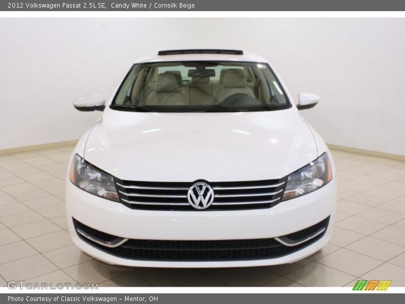 Candy White / Cornsilk Beige 2012 Volkswagen Passat 2.5L SE