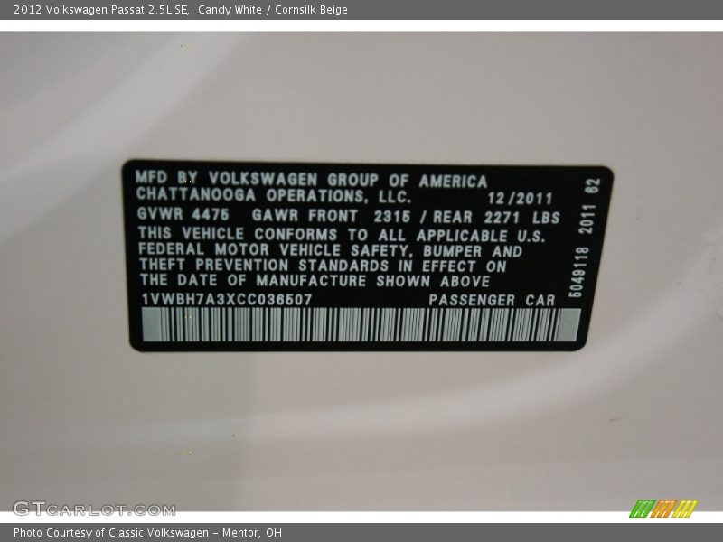 Candy White / Cornsilk Beige 2012 Volkswagen Passat 2.5L SE