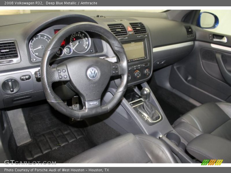 Dashboard of 2008 R32 