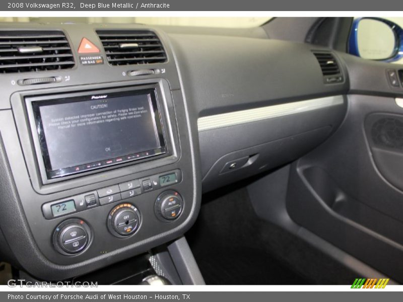 Deep Blue Metallic / Anthracite 2008 Volkswagen R32