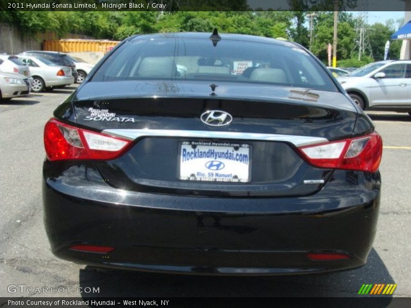 Midnight Black / Gray 2011 Hyundai Sonata Limited
