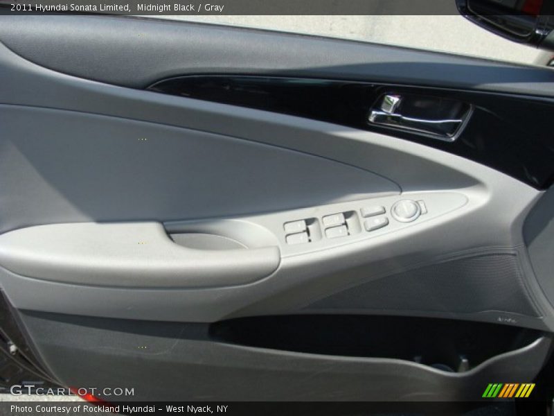 Midnight Black / Gray 2011 Hyundai Sonata Limited