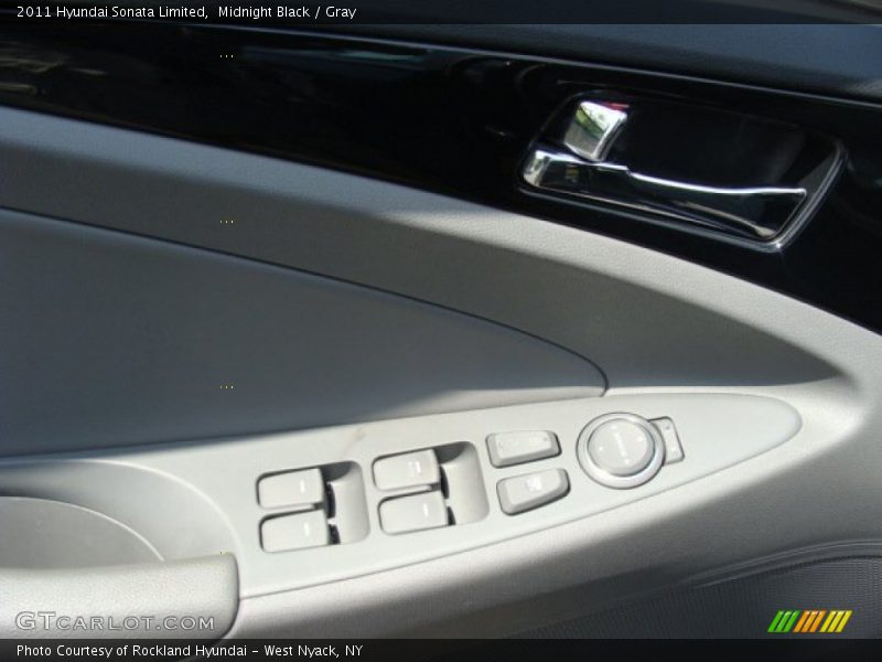Midnight Black / Gray 2011 Hyundai Sonata Limited