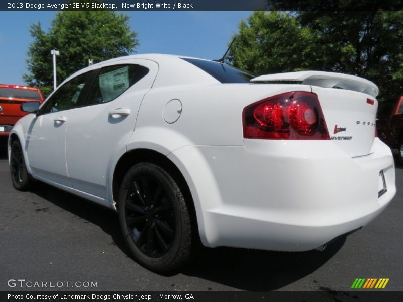 New Bright White / Black 2013 Dodge Avenger SE V6 Blacktop
