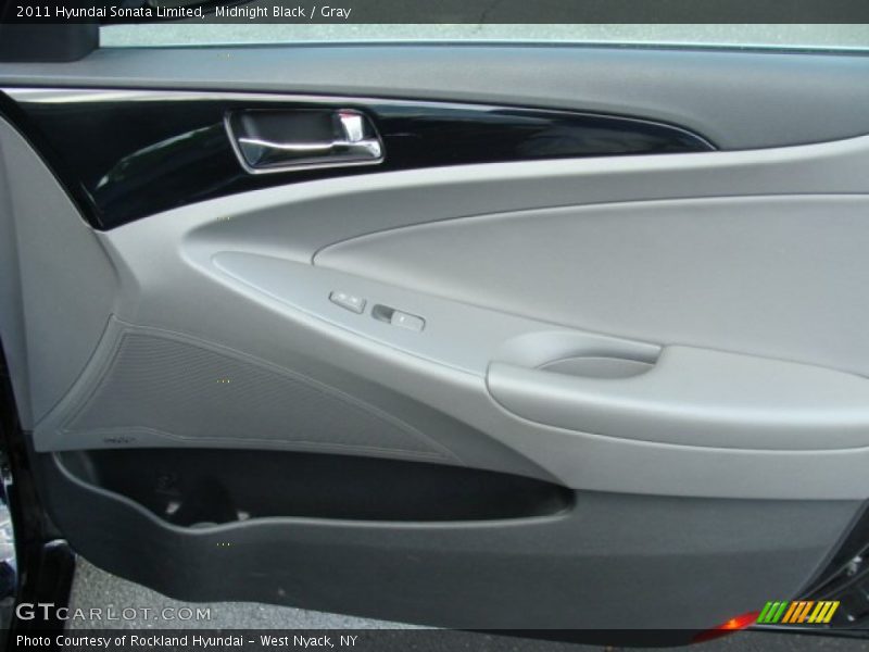 Midnight Black / Gray 2011 Hyundai Sonata Limited