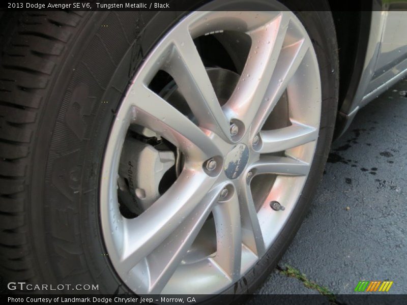 Tungsten Metallic / Black 2013 Dodge Avenger SE V6