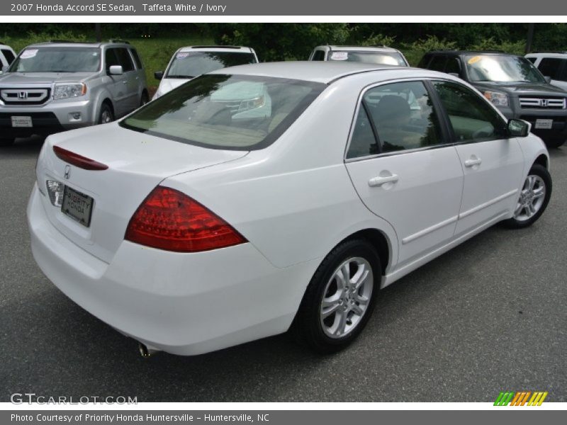 Taffeta White / Ivory 2007 Honda Accord SE Sedan