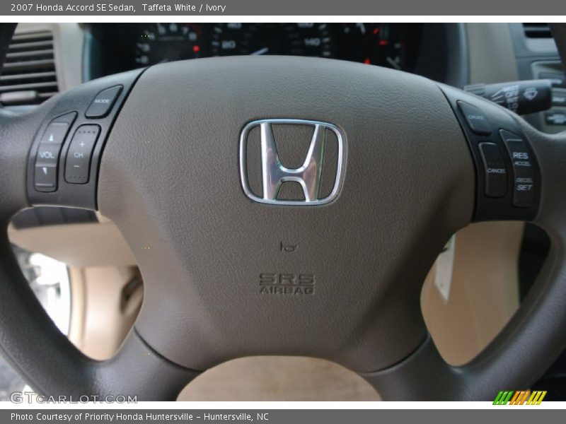 Taffeta White / Ivory 2007 Honda Accord SE Sedan
