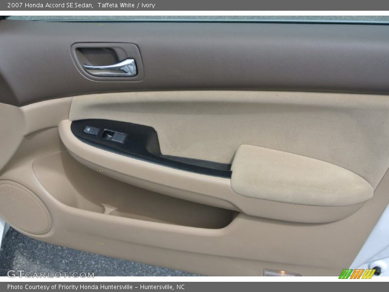 Taffeta White / Ivory 2007 Honda Accord SE Sedan