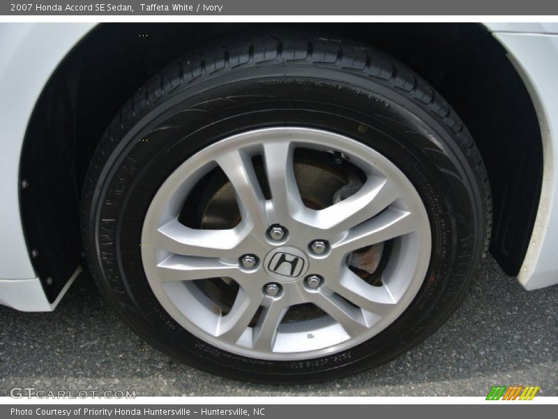  2007 Accord SE Sedan Wheel
