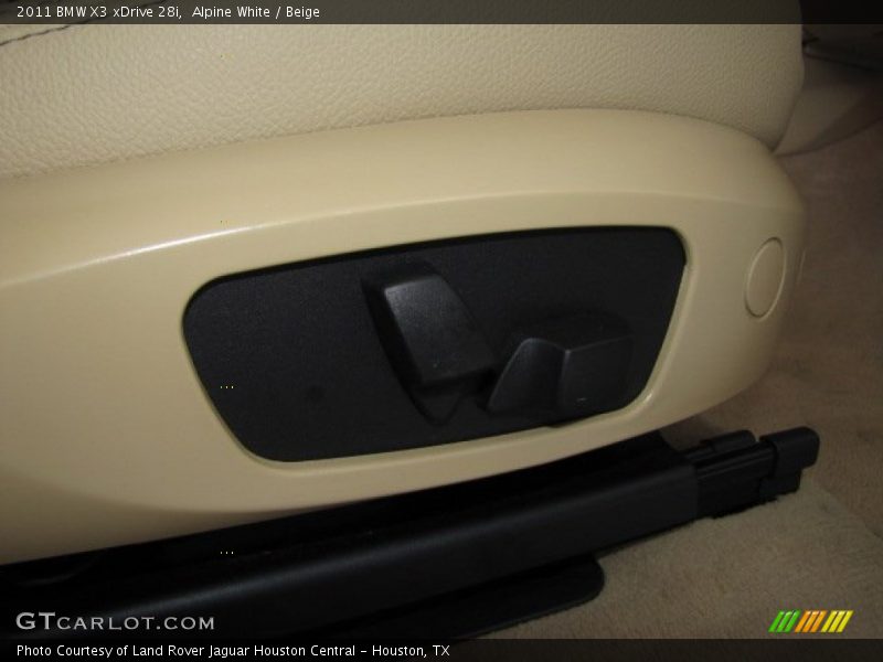 Alpine White / Beige 2011 BMW X3 xDrive 28i