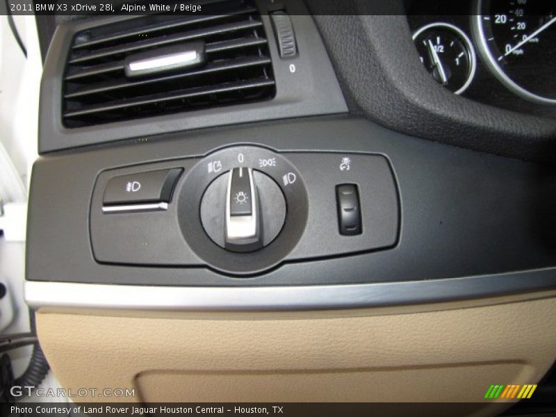 Alpine White / Beige 2011 BMW X3 xDrive 28i