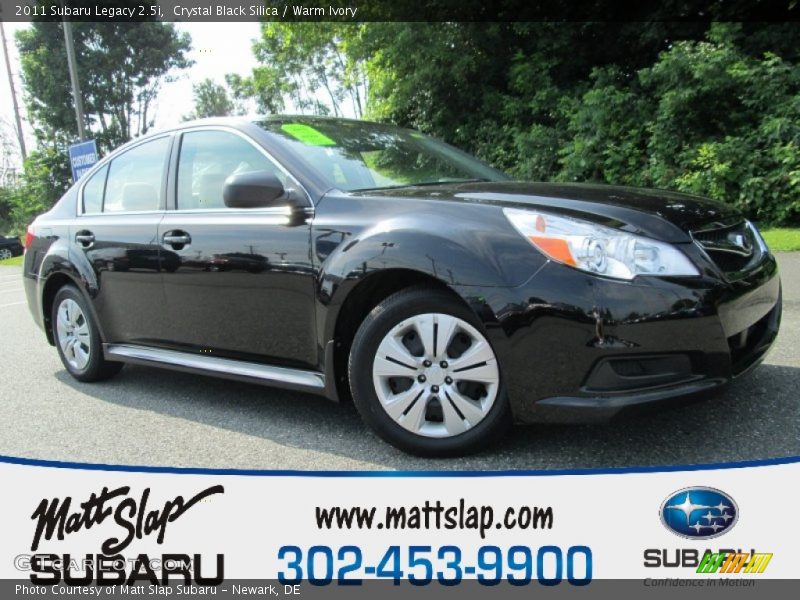 Crystal Black Silica / Warm Ivory 2011 Subaru Legacy 2.5i