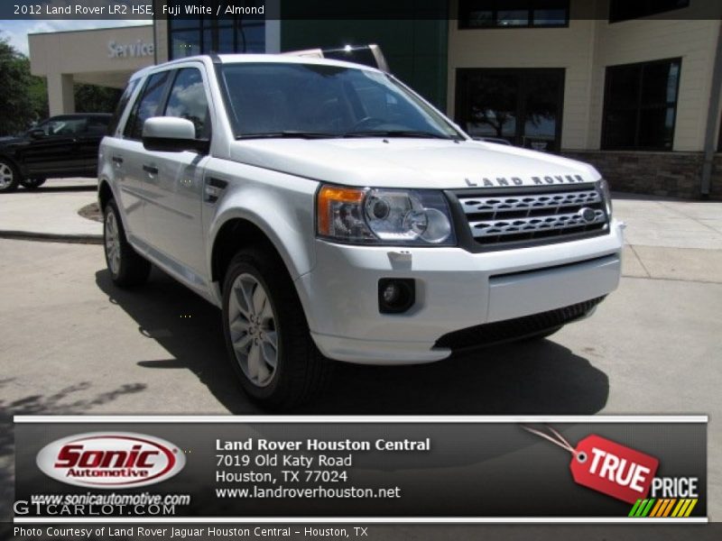 Fuji White / Almond 2012 Land Rover LR2 HSE