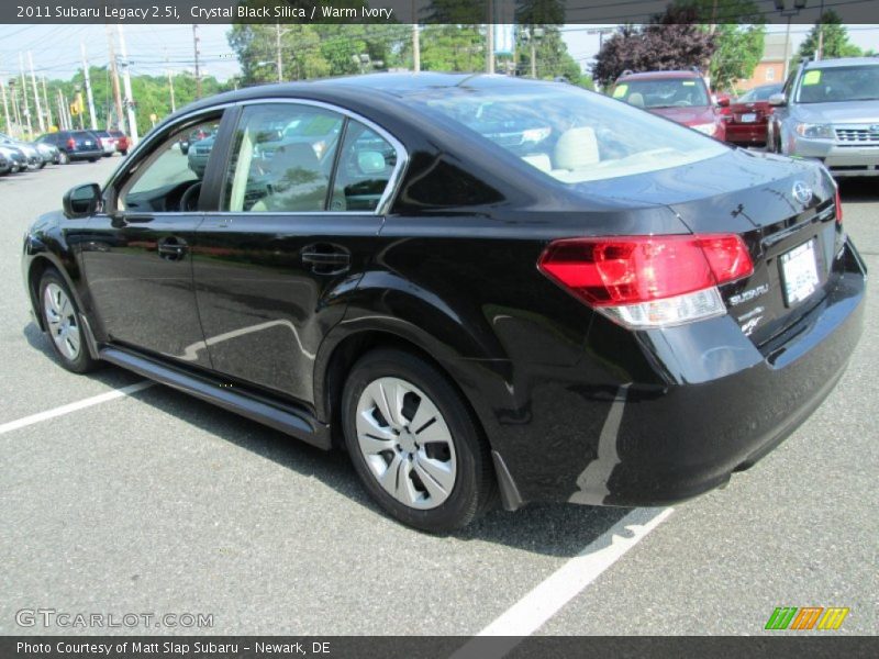 Crystal Black Silica / Warm Ivory 2011 Subaru Legacy 2.5i