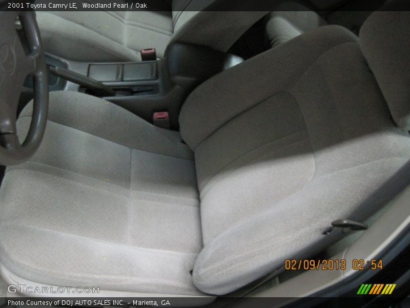 Woodland Pearl / Oak 2001 Toyota Camry LE