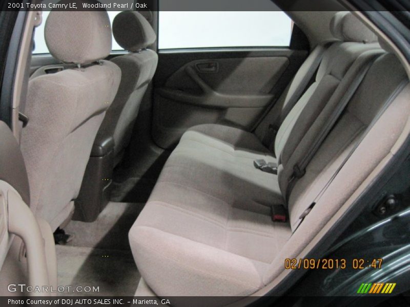 Woodland Pearl / Oak 2001 Toyota Camry LE