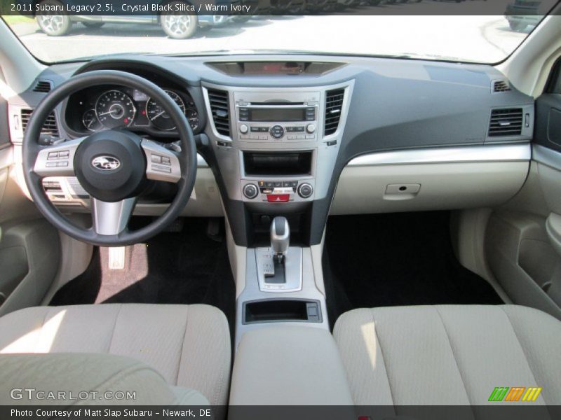 Crystal Black Silica / Warm Ivory 2011 Subaru Legacy 2.5i
