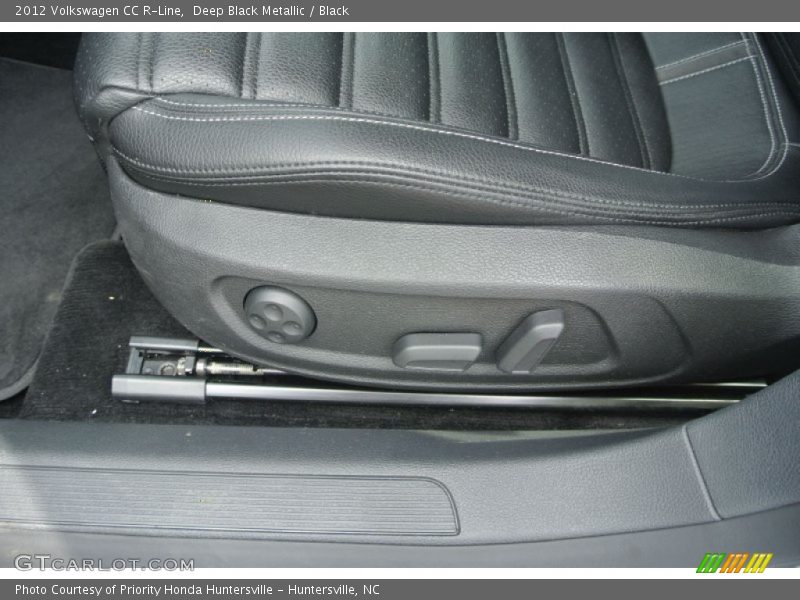 Deep Black Metallic / Black 2012 Volkswagen CC R-Line