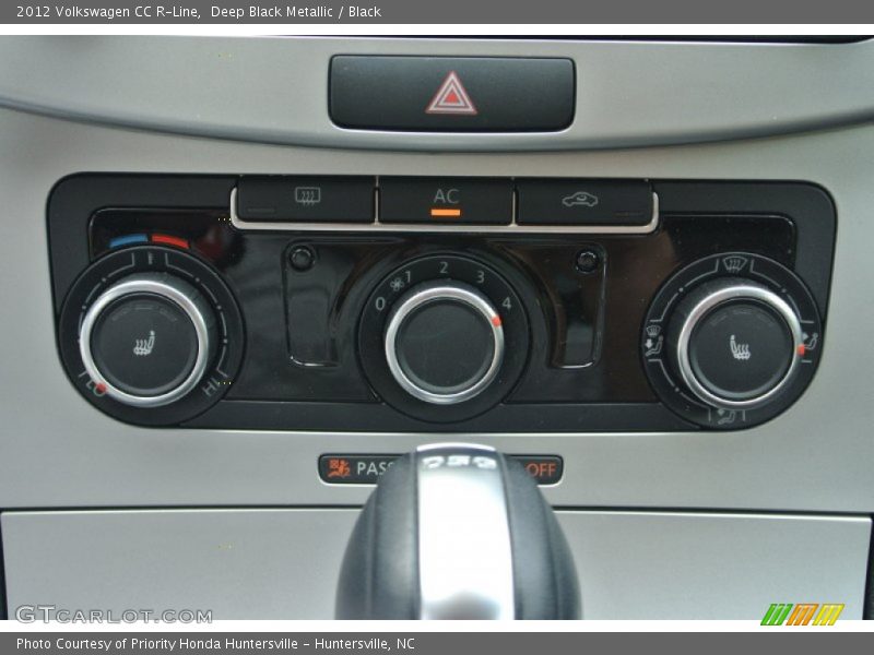 Deep Black Metallic / Black 2012 Volkswagen CC R-Line