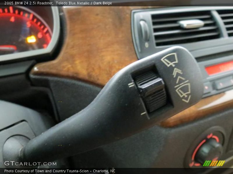 Controls of 2005 Z4 2.5i Roadster