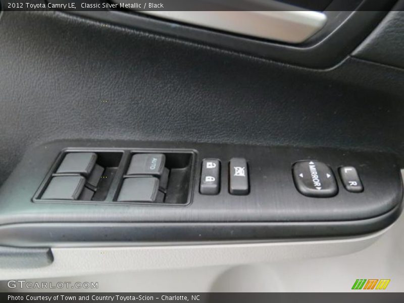 Classic Silver Metallic / Black 2012 Toyota Camry LE