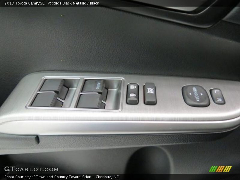 Attitude Black Metallic / Black 2013 Toyota Camry SE