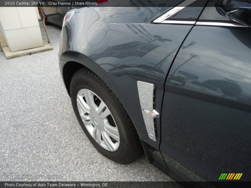 Gray Flannel / Shale/Ebony 2010 Cadillac SRX V6