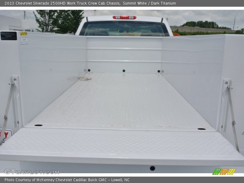 Summit White / Dark Titanium 2013 Chevrolet Silverado 2500HD Work Truck Crew Cab Chassis