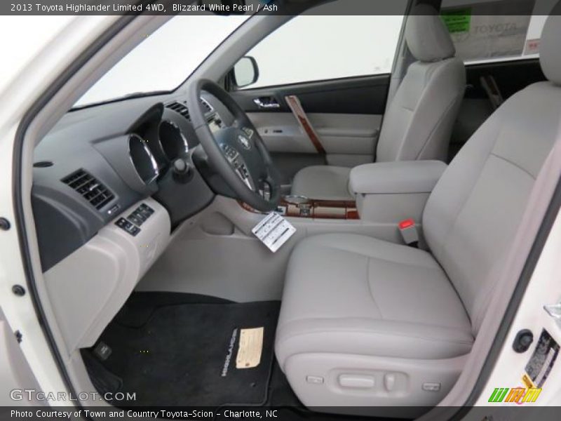 Blizzard White Pearl / Ash 2013 Toyota Highlander Limited 4WD