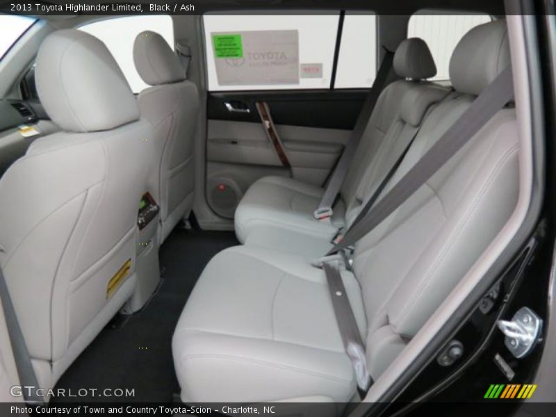 Black / Ash 2013 Toyota Highlander Limited