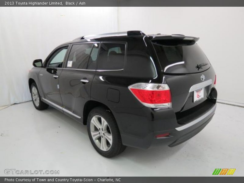 Black / Ash 2013 Toyota Highlander Limited