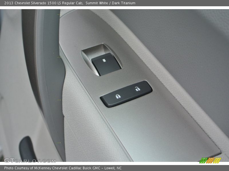Summit White / Dark Titanium 2013 Chevrolet Silverado 1500 LS Regular Cab