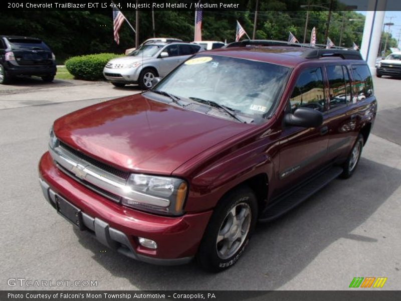 Majestic Red Metallic / Medium Pewter 2004 Chevrolet TrailBlazer EXT LS 4x4