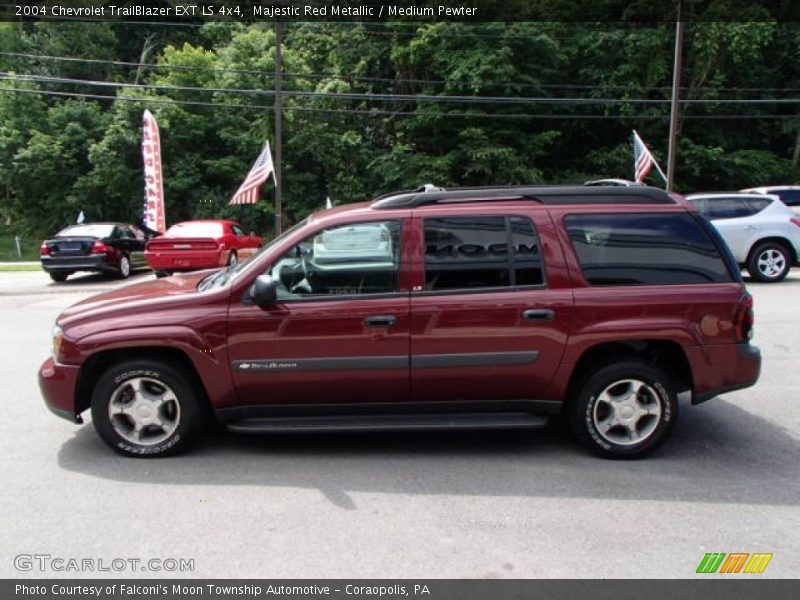 Majestic Red Metallic / Medium Pewter 2004 Chevrolet TrailBlazer EXT LS 4x4