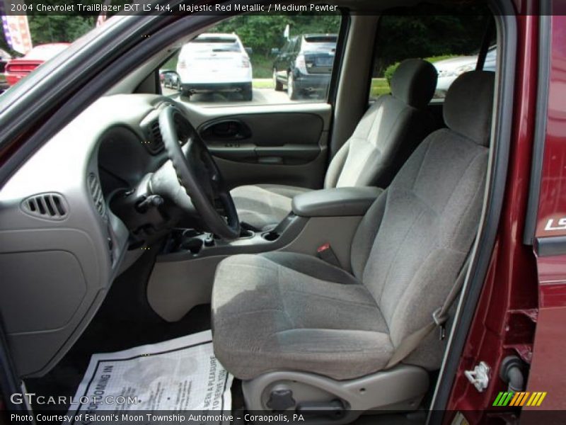 Majestic Red Metallic / Medium Pewter 2004 Chevrolet TrailBlazer EXT LS 4x4