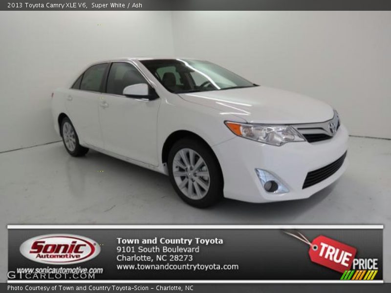 Super White / Ash 2013 Toyota Camry XLE V6