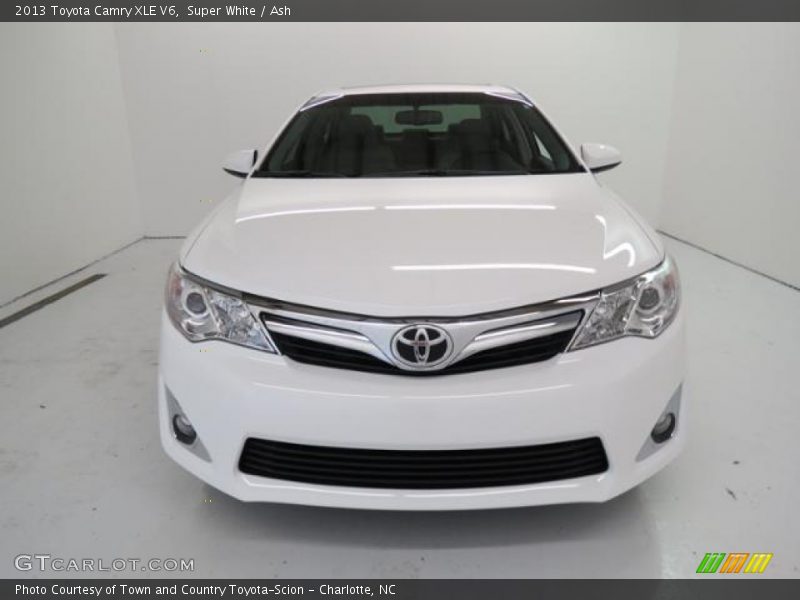 Super White / Ash 2013 Toyota Camry XLE V6
