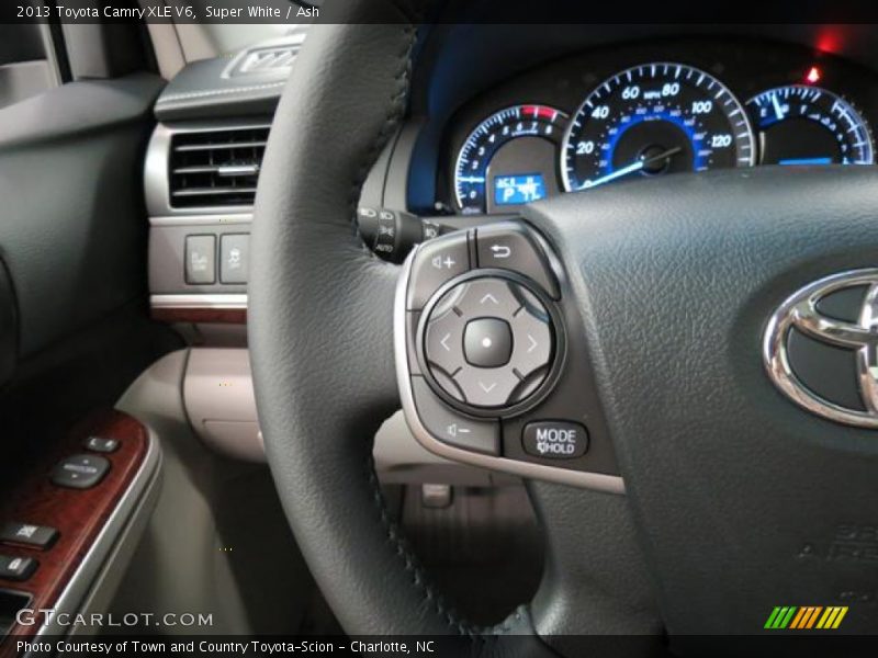 Super White / Ash 2013 Toyota Camry XLE V6