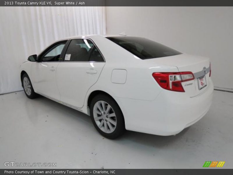 Super White / Ash 2013 Toyota Camry XLE V6