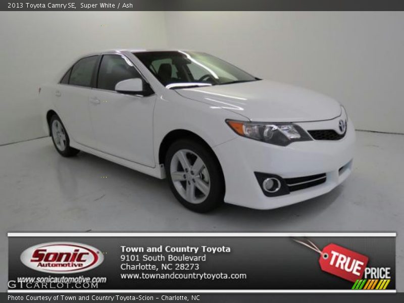 Super White / Ash 2013 Toyota Camry SE