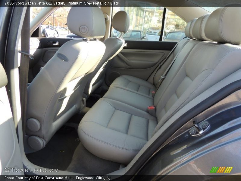 Platinum Grey Metallic / Black 2005 Volkswagen Jetta GLS Sedan