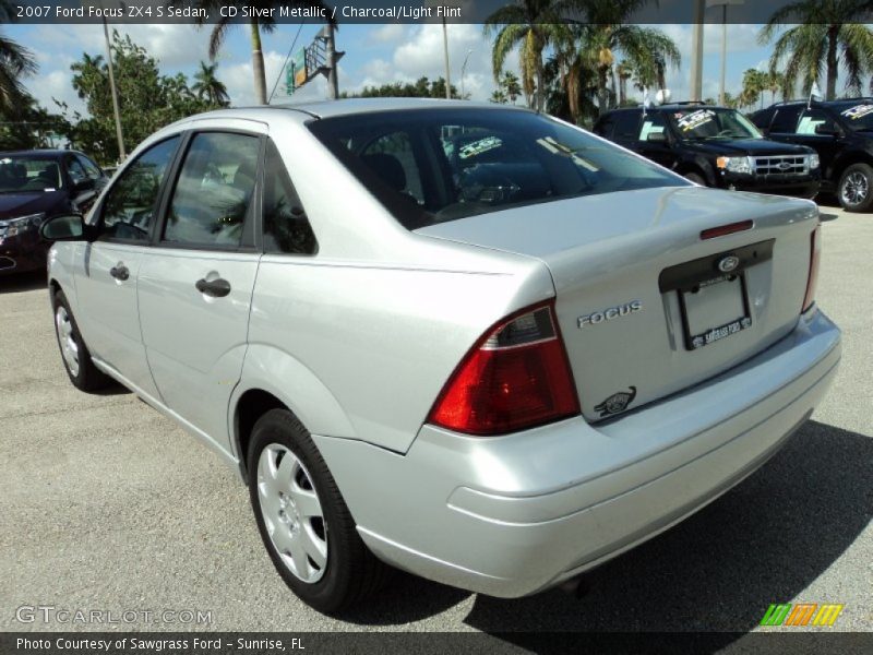 CD Silver Metallic / Charcoal/Light Flint 2007 Ford Focus ZX4 S Sedan