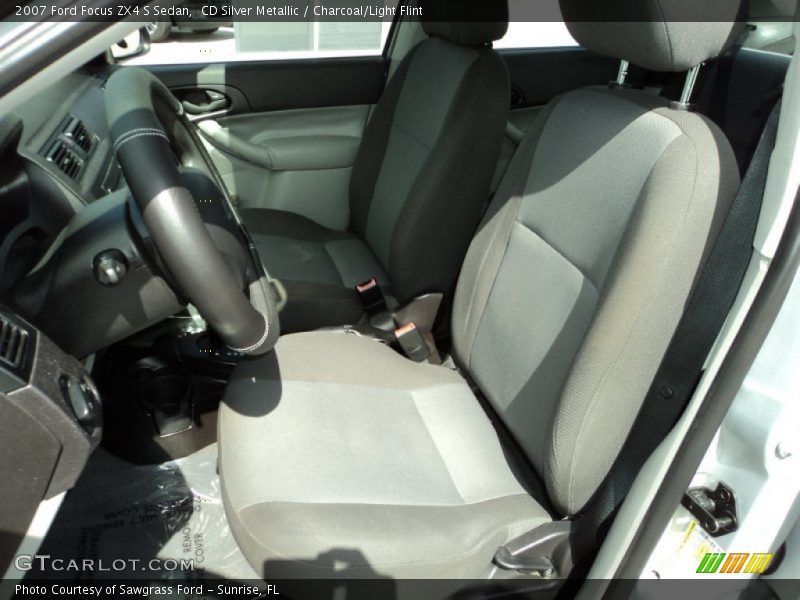CD Silver Metallic / Charcoal/Light Flint 2007 Ford Focus ZX4 S Sedan