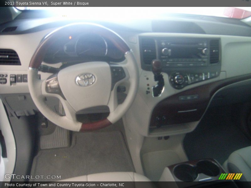 Super White / Bisque 2013 Toyota Sienna V6