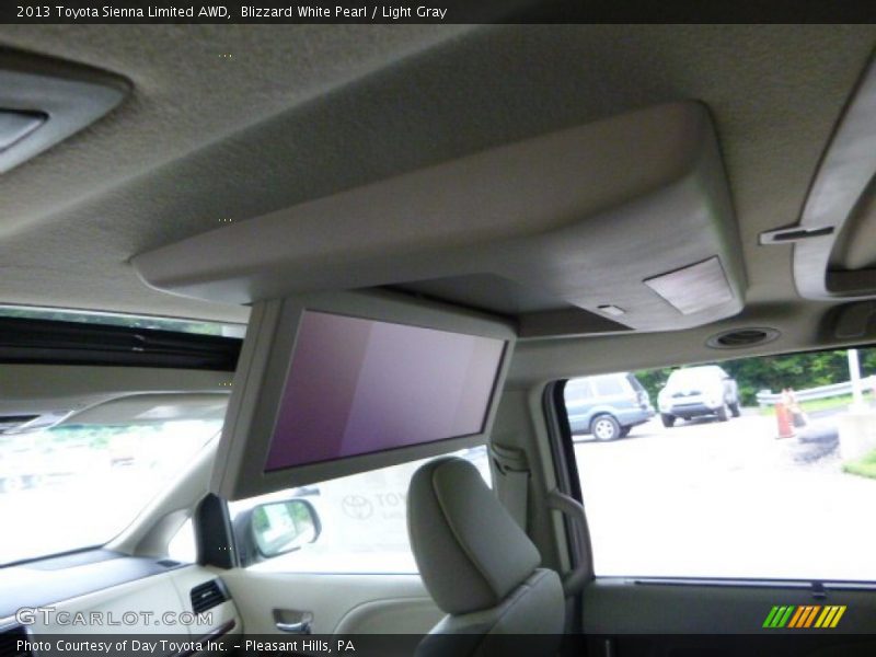 Blizzard White Pearl / Light Gray 2013 Toyota Sienna Limited AWD