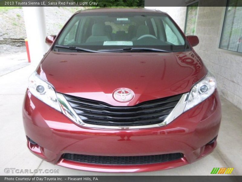Salsa Red Pearl / Light Gray 2013 Toyota Sienna LE