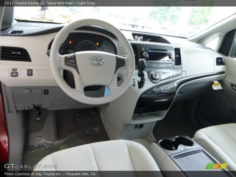 Salsa Red Pearl / Light Gray 2013 Toyota Sienna LE