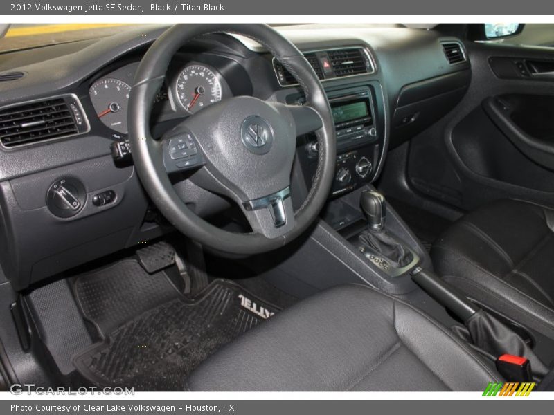 Black / Titan Black 2012 Volkswagen Jetta SE Sedan